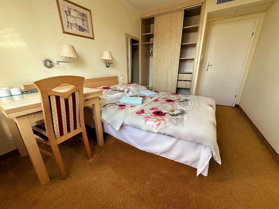 10q- Z6 602a Apartament *